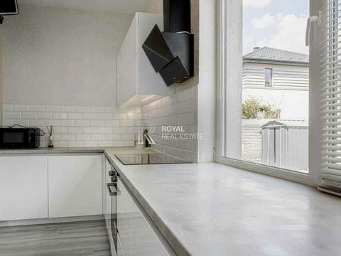 будинок за адресою Абрикосова вул.