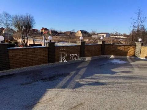 дом по адресу Сергія Світославського вул.