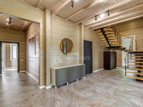 дом по адресу Днепровская набережная ул.