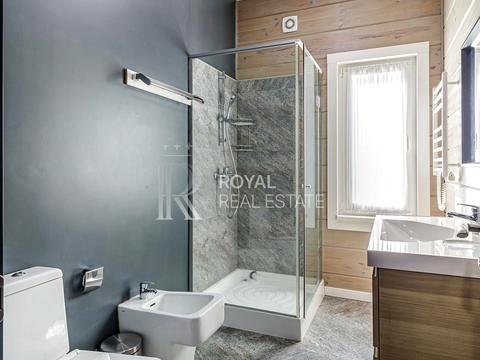 дом по адресу Днепровская набережная ул.