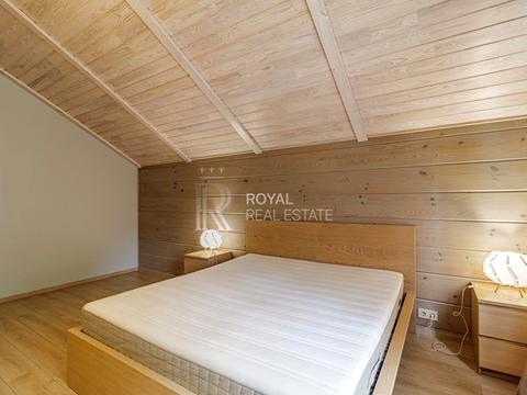 дом по адресу Днепровская набережная ул.