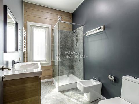 дом по адресу Днепровская набережная ул.