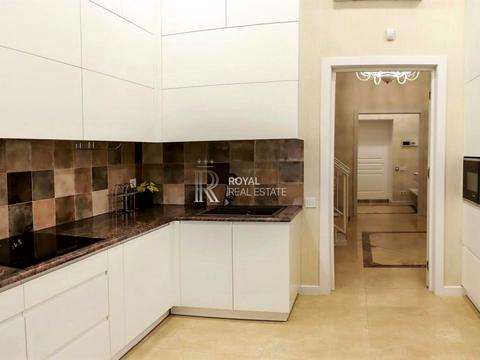 будинок за адресою Приозерна вул.