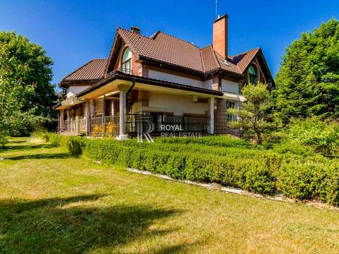 будинок за адресою с. Вишеньки, Золочівська, 11