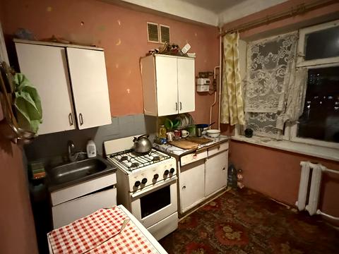 кімната за адресою Мілютенка вул., 15-А