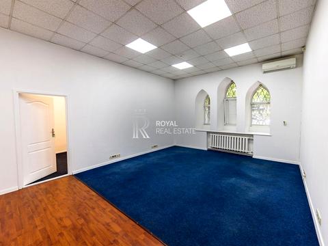 комерційна за адресою Гончара Олеся вул., 44