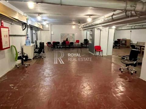 комерційна за адресою Лаврська вул. (Січневого Повстання), 8