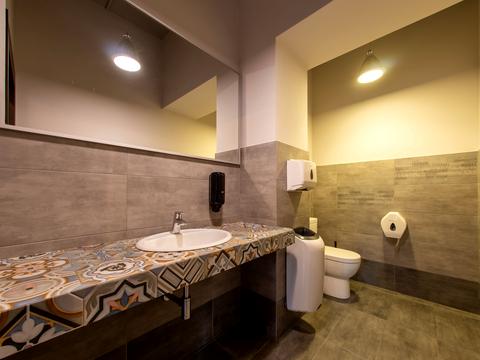 коммерческая по адресу Мінеральна ул., 7-Е