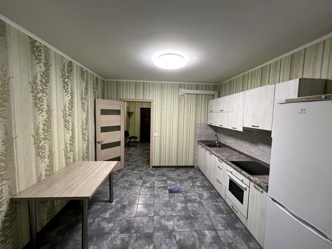 квартира за адресою Лариси Руденко вул., 10-В