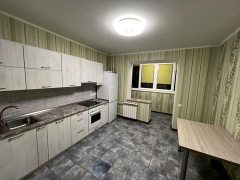 квартира за адресою Лариси Руденко вул., 10-В