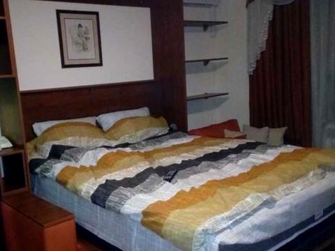 квартира за адресою Ігоря Качуровського пров. (Миколи Руднєва), 1