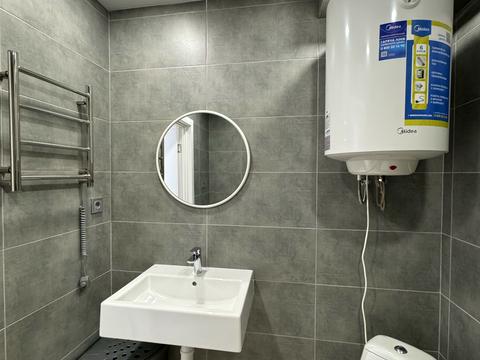 квартира за адресою Олега Мудрака вул. (Генерала Наумова), 1-Б