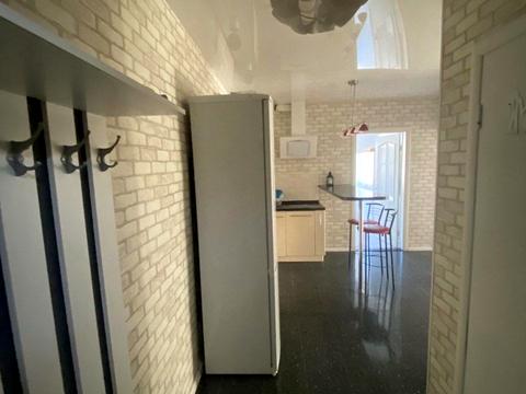 квартира за адресою Анни Ахматової вул., 28