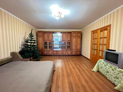 будинок за адресою Варшавська вул. (Ватутіна)