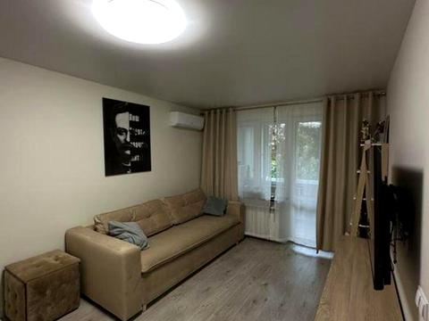 квартира за адресою Олега Мудрака вул. (Генерала Наумова), 41