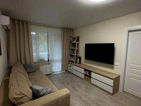 квартира за адресою Олега Мудрака вул. (Генерала Наумова), 41