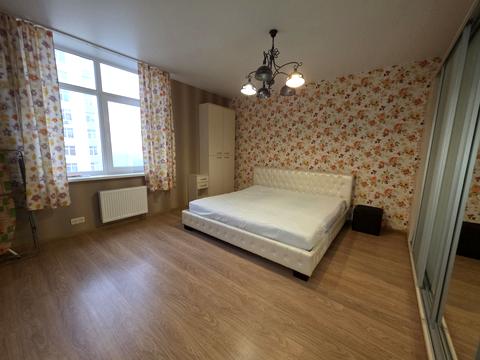 квартира за адресою Київ, Сім'ї Кульженків вул. (Петра Дегтяренка), 31-Б