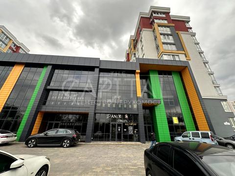 комерційна за адресою Машинобудівників вул., 16