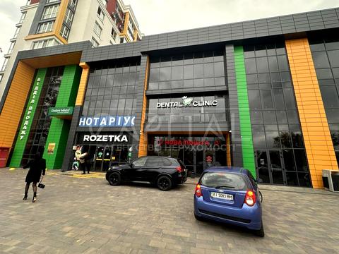 комерційна за адресою Машинобудівників вул., 16