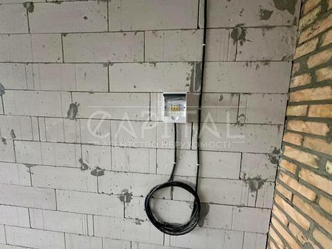 комерційна за адресою Машинобудівників вул., 16