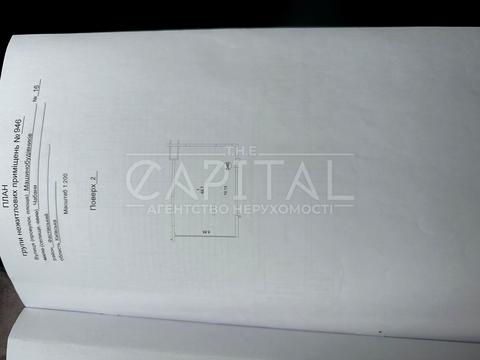 комерційна за адресою Машинобудівників вул., 16