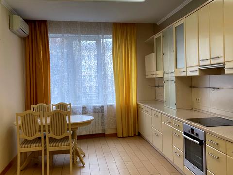 квартира за адресою Князів Острозьких вул. (Московська), 46/2