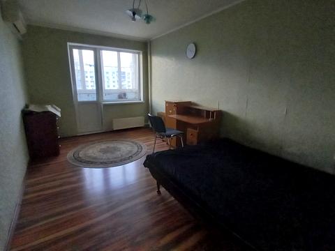 квартира за адресою Володимира Івасюка просп. (Героїв Сталінграду), 25