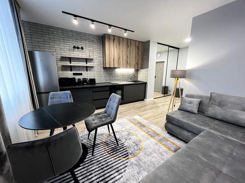 квартира за адресою Менделєєва вул., 19