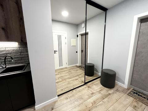 квартира за адресою Менделєєва вул., 19