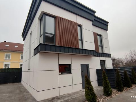 дом по адресу Перемоги