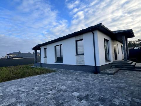 будинок за адресою Плужника, 8