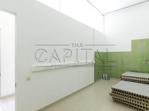 комерційна за адресою Київ, Кам'янська вул. (Дніпродзержинська), 77