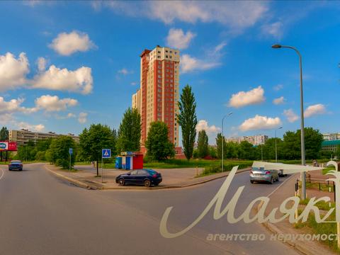 ділянка за адресою Павла Тичини просп., 18-Б