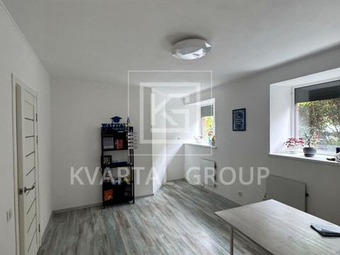 комерційна за адресою Виговського вул. (Суворова), 1-Ю