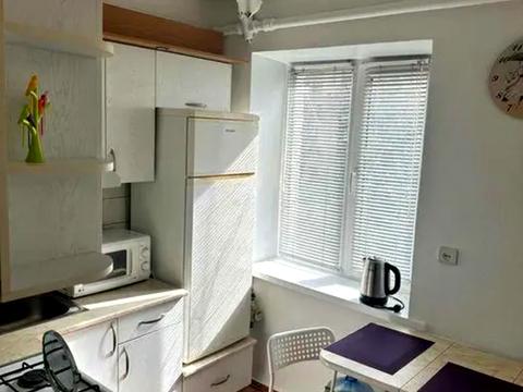 квартира за адресою Лабораторна вул., 8