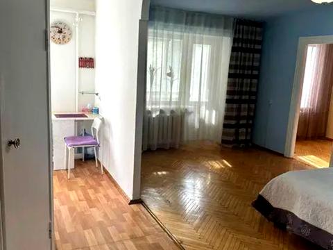 квартира за адресою Лабораторна вул., 8