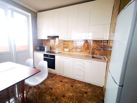 квартира по адресу Феодосийская ул., 3-В