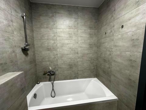 квартира по адресу Олександра Олеся ул., 4-Б