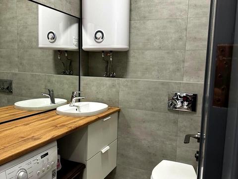 квартира по адресу Олександра Олеся ул., 4-Б