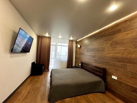 квартира по адресу Олександра Олеся ул., 4-Б