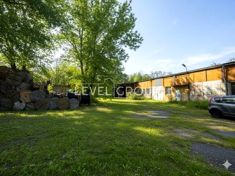 комерційна за адресою Залізнична вул., 32