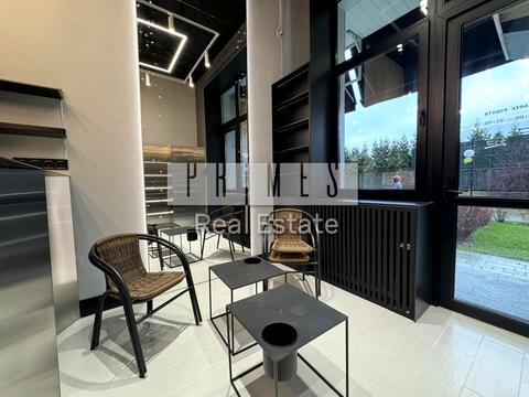 комерційна за адресою Андрія Верхогляда вул. (Михайла Драгомирова), 16