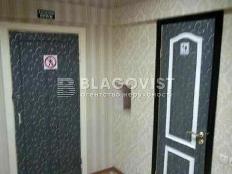 коммерческая по адресу Гетьмана Кирилла Разумовского ул. (Миколи Краснова), 12-А