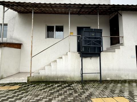 комерційна за адресою броварський проспект, 161-а