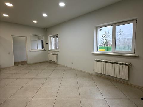 комерційна за адресою броварський проспект, 161-а