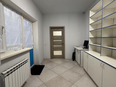 комерційна за адресою броварський проспект, 161-а