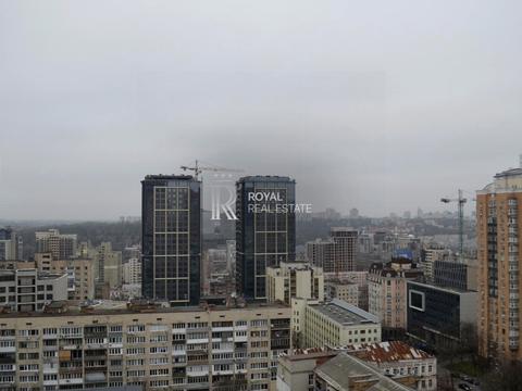 квартира за адресою Лабораторний пров., 6