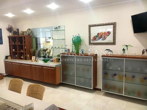 квартира за адресою Кропивницького вул., 10