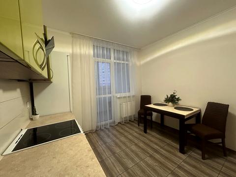 квартира по адресу Олены Пчилки ул., 3