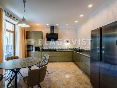 будинок за адресою Максима Рильського вул.